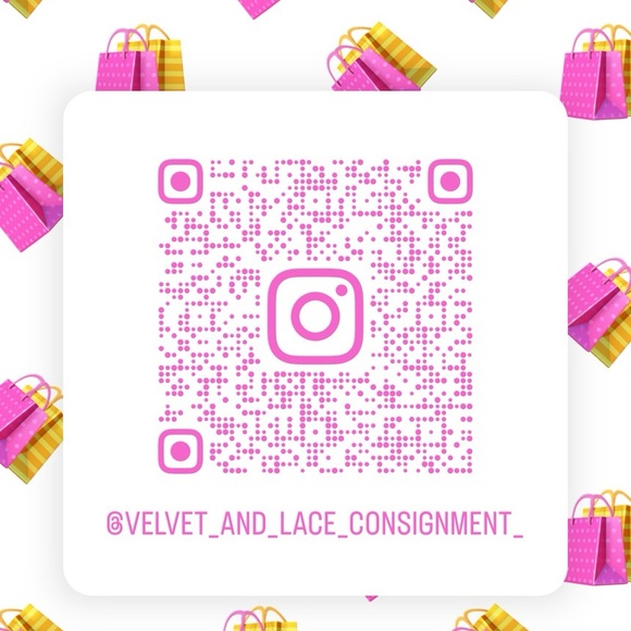 Pop up show! Unlisted and listed items! Like & share - Picture 3 of 7